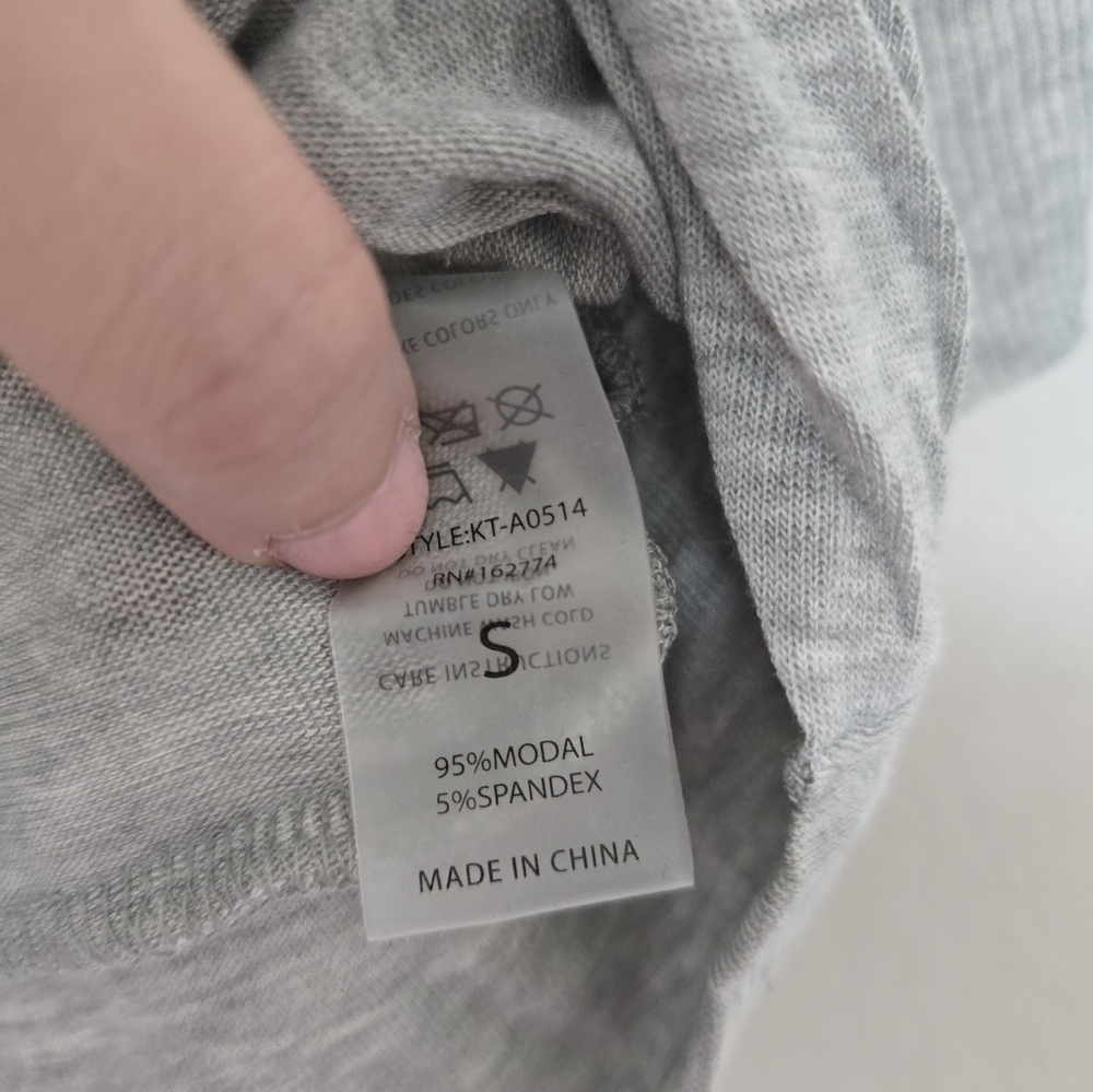NWT Mono B Cropped Short Sleeved Top - Picture 3 of 4